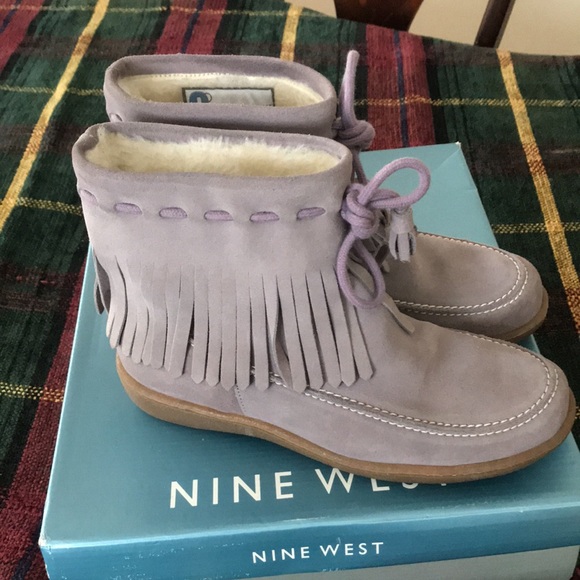 Nine West Size 8 Lt Purple Suede Booties - Picture 4 of 4